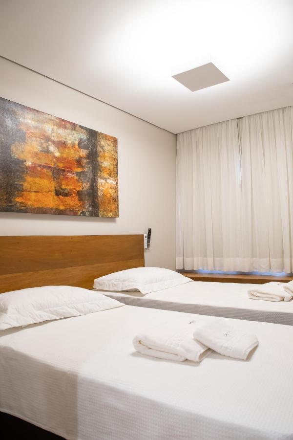 Espaco 250 - Apto Mobiliado, 3 Quartos, Sendo Uma Suite, Banheiro Social, Cozinha Completa, Sala De Estar, Ar Condicionado, Tv E Internet Tiradentes Esterno foto