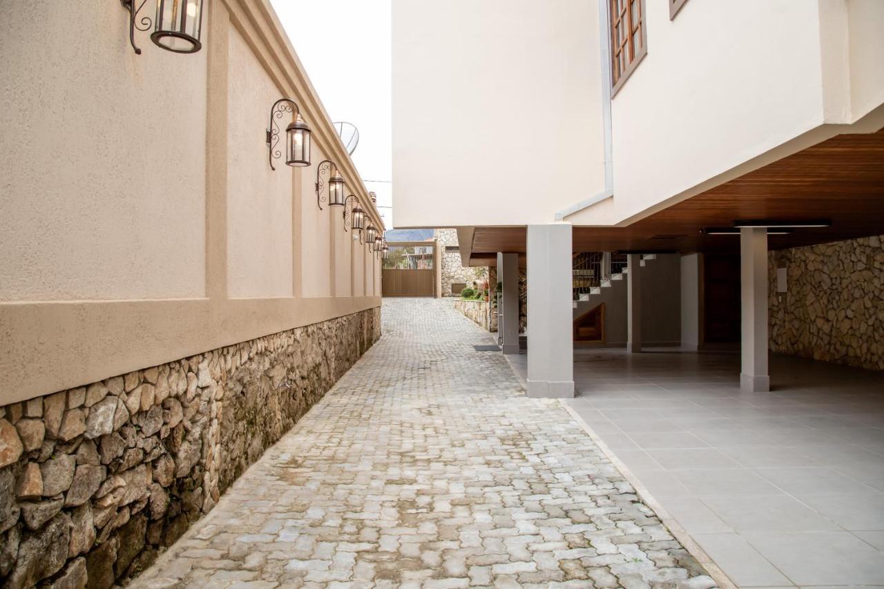 Espaco 250 - Apto Mobiliado, 3 Quartos, Sendo Uma Suite, Banheiro Social, Cozinha Completa, Sala De Estar, Ar Condicionado, Tv E Internet Tiradentes Esterno foto