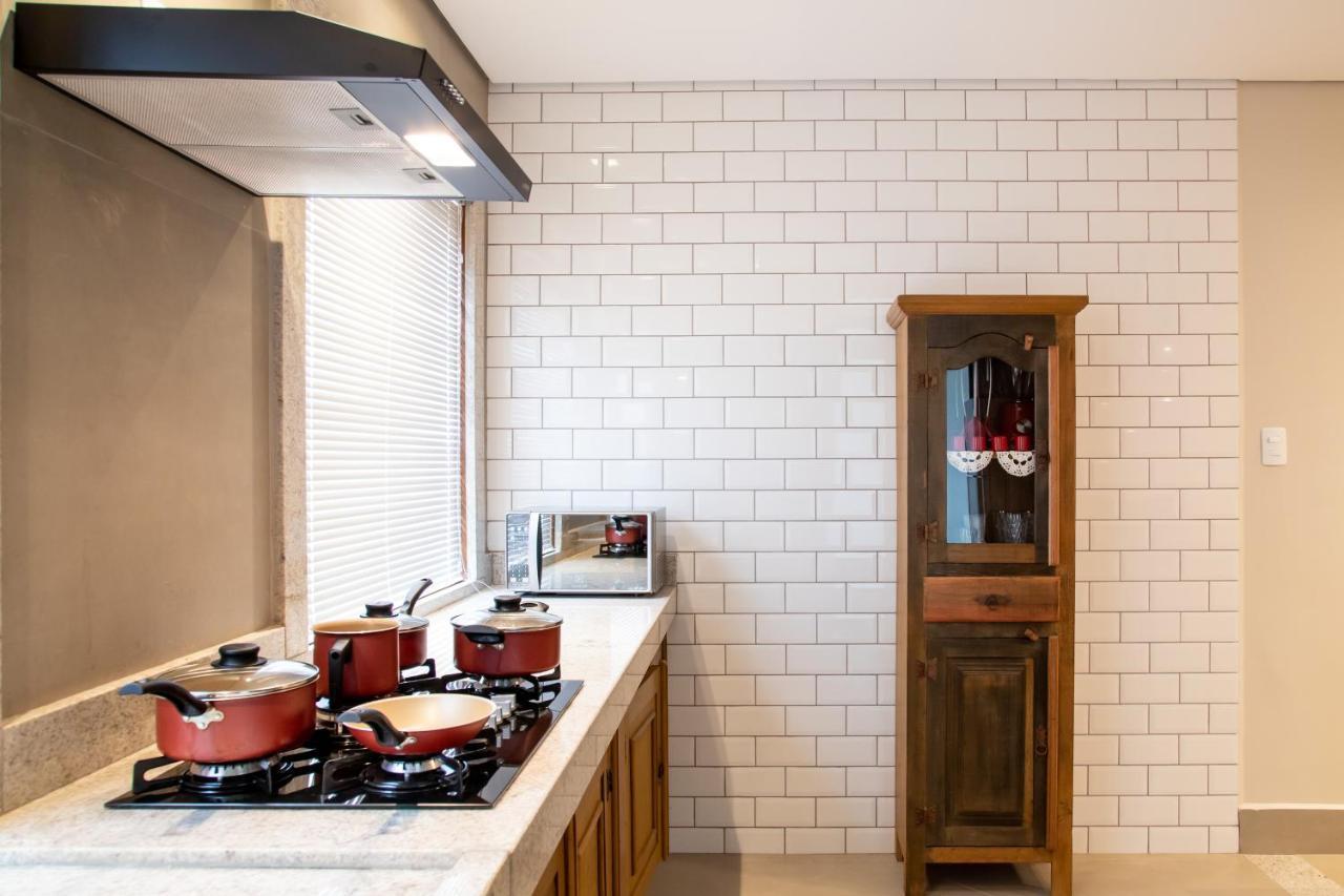 Espaco 250 - Apto Mobiliado, 3 Quartos, Sendo Uma Suite, Banheiro Social, Cozinha Completa, Sala De Estar, Ar Condicionado, Tv E Internet Tiradentes Esterno foto