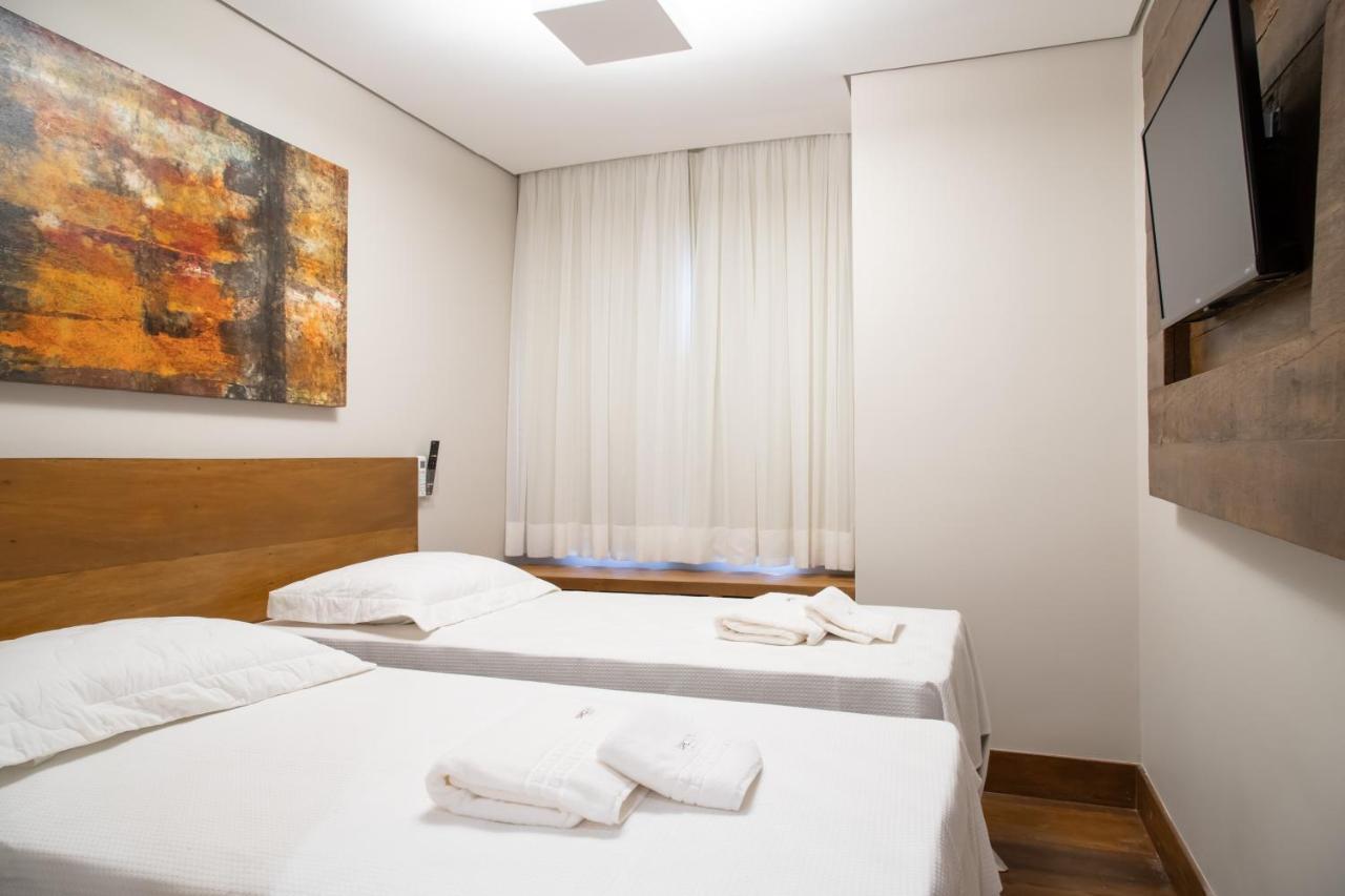 Espaco 250 - Apto Mobiliado, 3 Quartos, Sendo Uma Suite, Banheiro Social, Cozinha Completa, Sala De Estar, Ar Condicionado, Tv E Internet Tiradentes Esterno foto